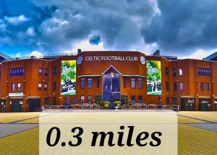 Spacious 5Bed House, Free Parking, No Party ! Glasgow